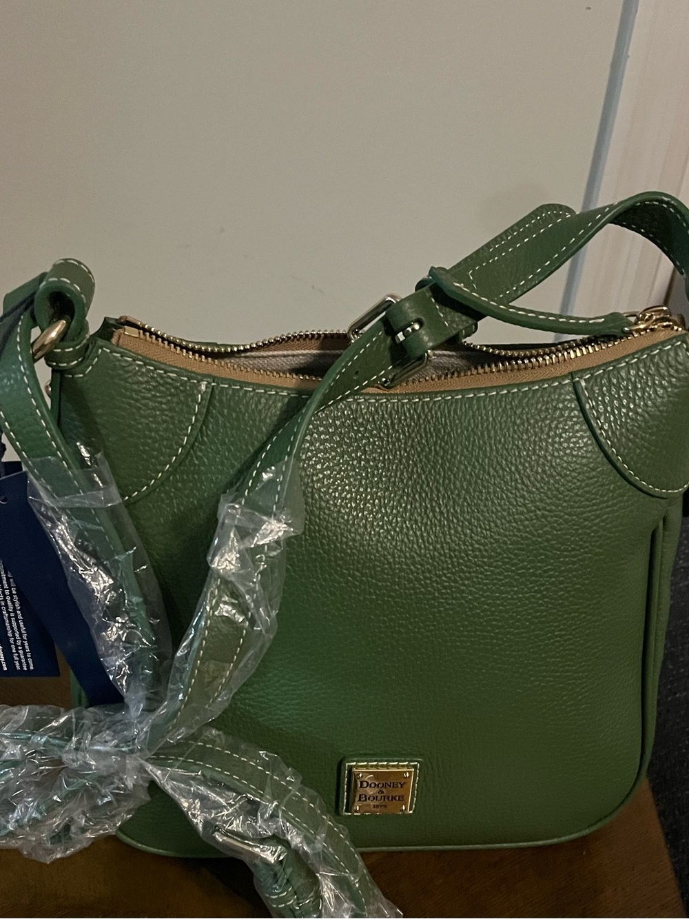 Dooney & Bourke Green Pebble Leather Shoulder Bag - NWT - Picture 2 of 7